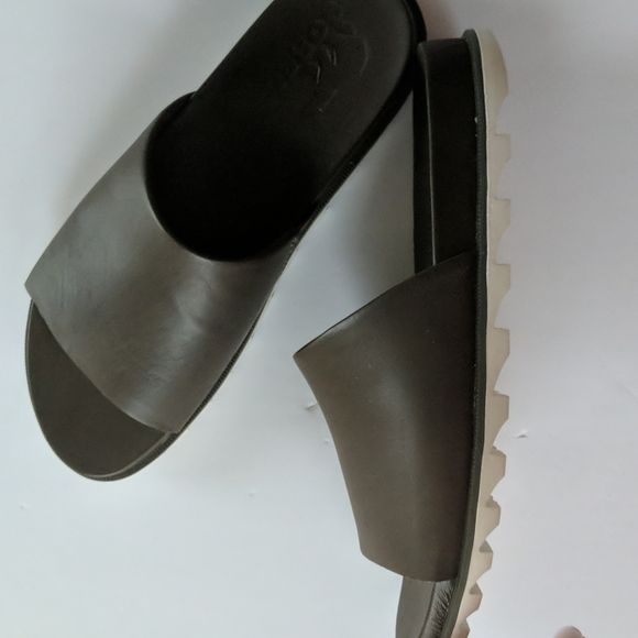 NWT Sorel Roaming Deacon Slides - Picture 2 of 7